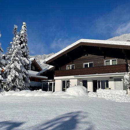 Apartment Wildalmblick Neukirchen am Grossvenediger Luaran gambar